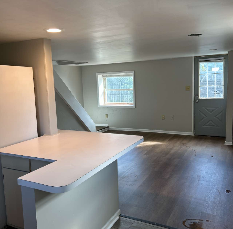 702 West Gambier Street - A